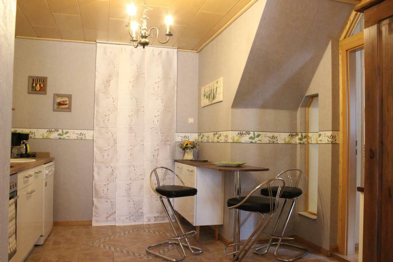 Ferienwohnung Schwarz Benshausen Buitenkant foto