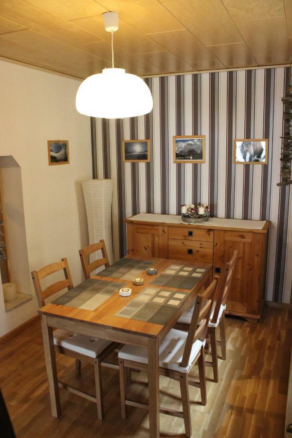 Ferienwohnung Schwarz Benshausen Buitenkant foto