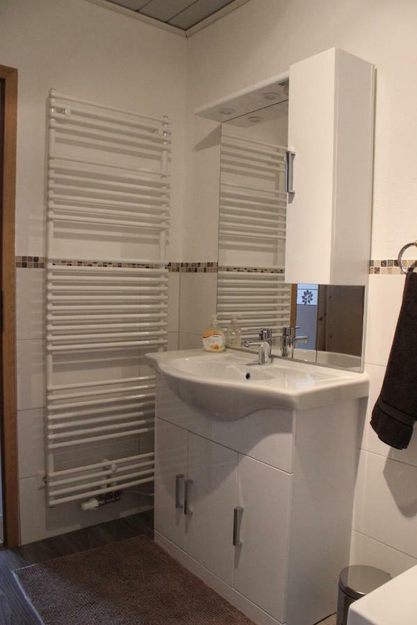 Ferienwohnung Schwarz Benshausen Buitenkant foto